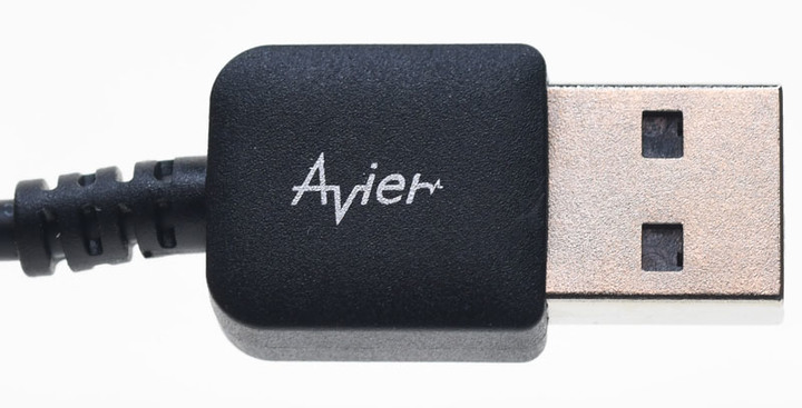 Avier COLOR MIX撞色系列A to Lightning充電傳輸線簡測