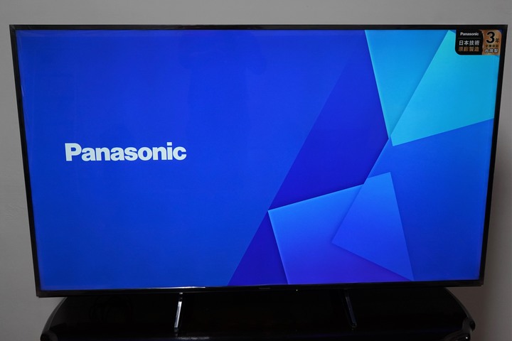 【開箱】Panasonic TH-65HX750W / Panasonic SoundBar SC-HTB250 真香分享~~