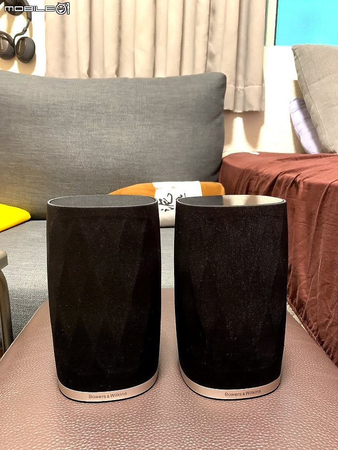 [簡易開箱] 英國 B&W Bowers & Wilkins Formation Bar 無線Soundbar + BASS 無線重低音喇叭 + Formation Flex