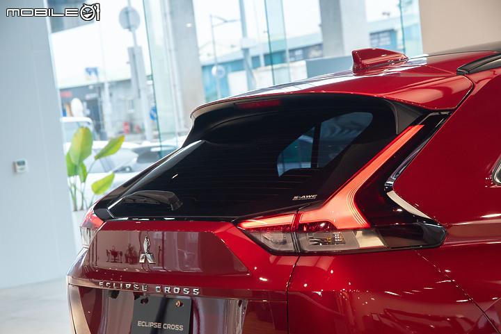 【賞車實拍】小改款Mitsubishi Eclipse Cross外型更帥氣,升級9吋螢幕、電熱座椅等配備!