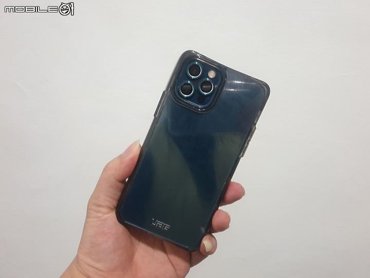 點我看大圖 換換病發作~UAG防摔透明殼iPhone12 PRO新家