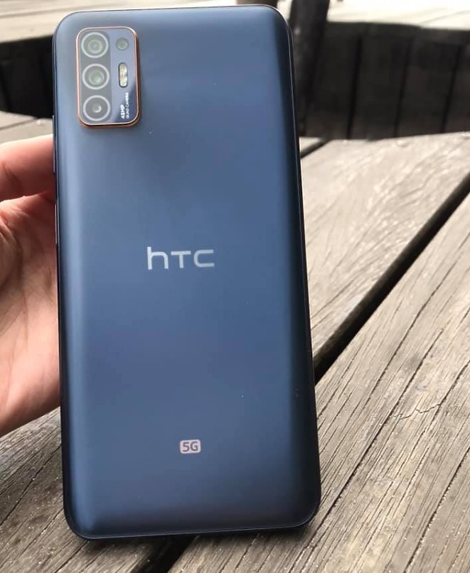開箱心得:HTC D21 pro 5G入手