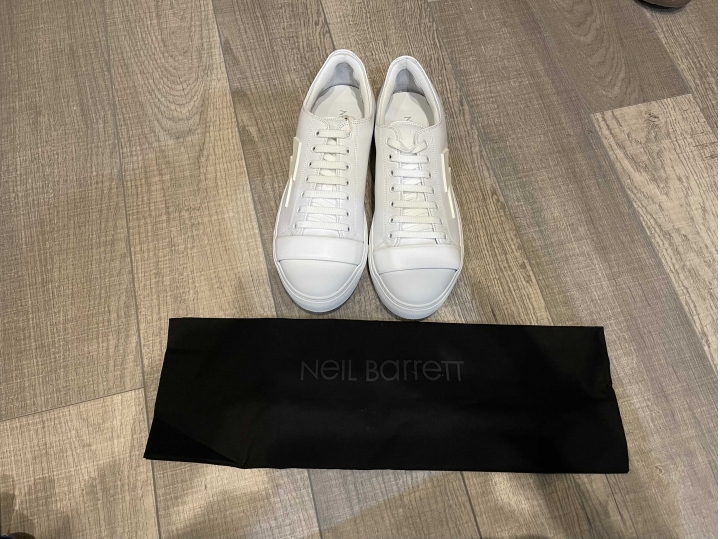 「開箱」Neil BARRETT 牛皮小白鞋 & DIESEL 異材質拼接龜甲外套