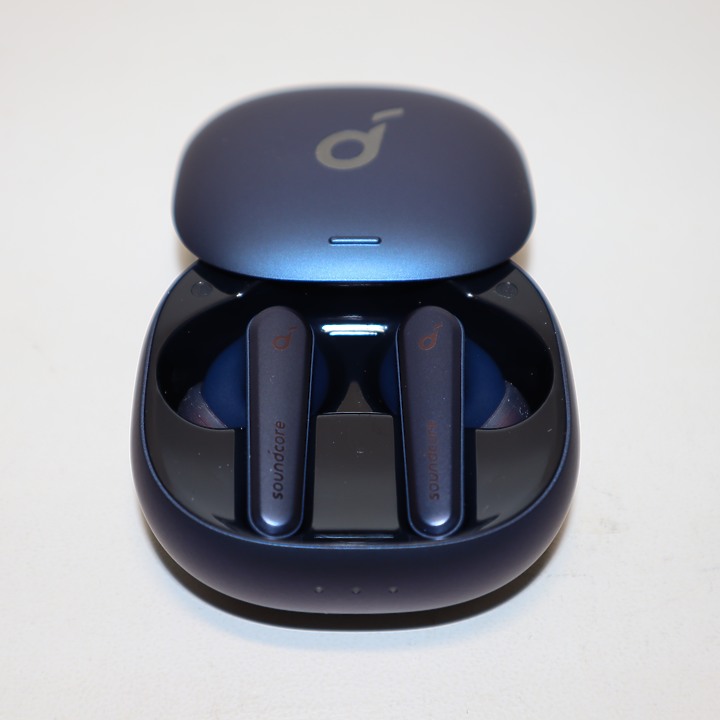 點我看大圖 (好讀版) 平價降噪耳機 Anker Soundcore Liberty Air 2 Pro 星燦藍 開箱