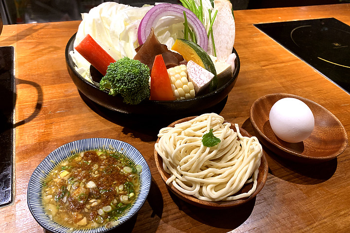 點我看大圖 新竹竹北|穗 鍋物|用心的湯頭.優質的食材.單人精緻鍋物