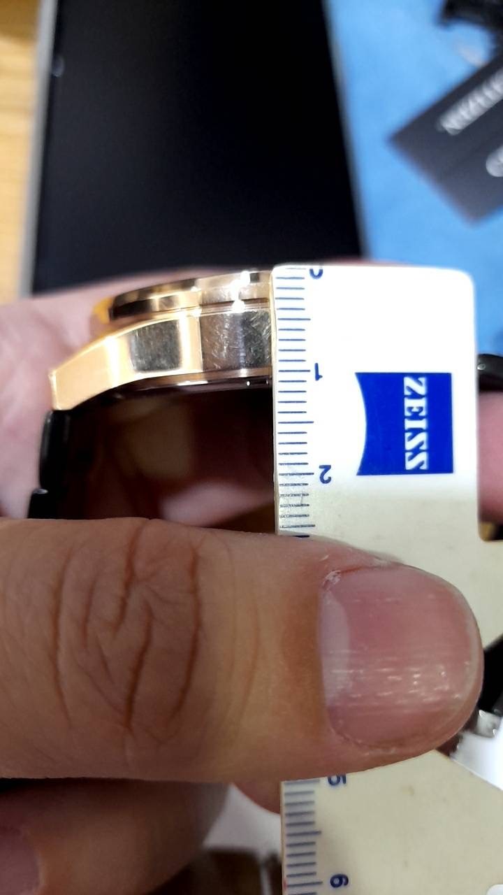 結婚12週年星辰石英計時腕錶及大三針光動能腕錶入荷