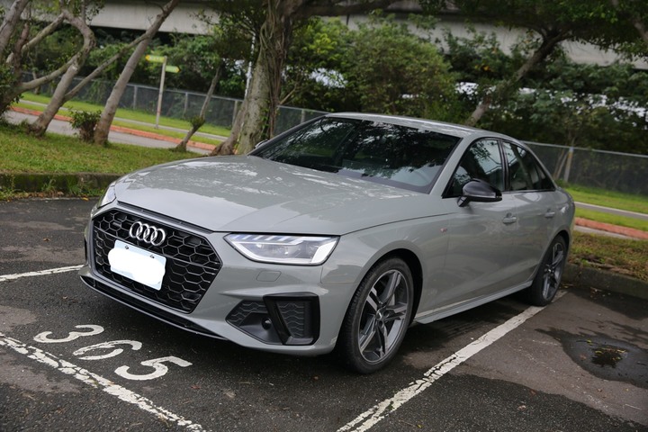 與320i E90道別，新夥伴A4 Sedan B9.5開箱！