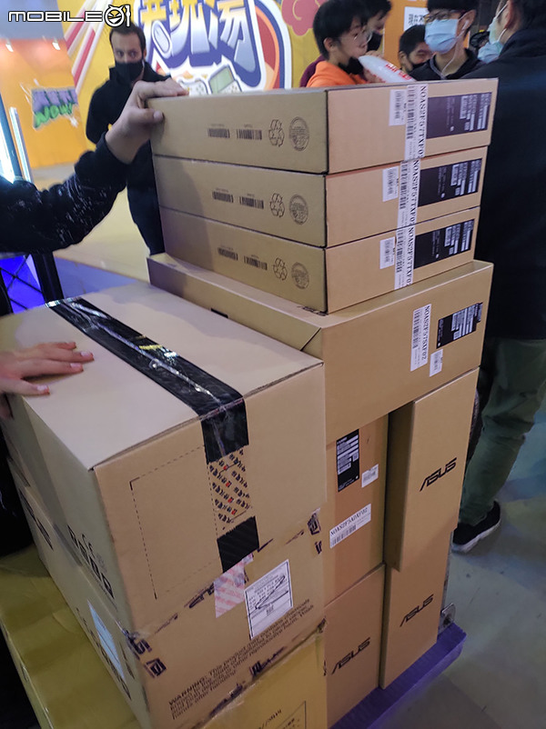 2021 TGS台北電玩展快閃+初見FLOW X13
