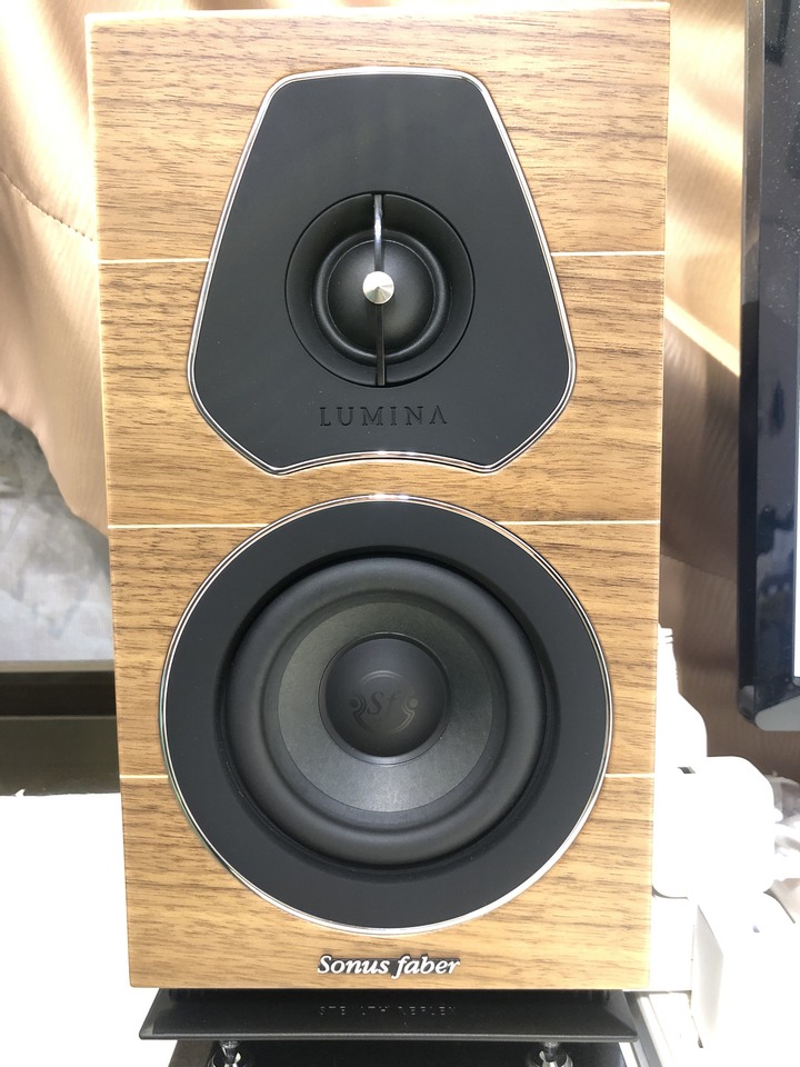 微開箱!sonus faber lumina 1 我的小型桌上系統