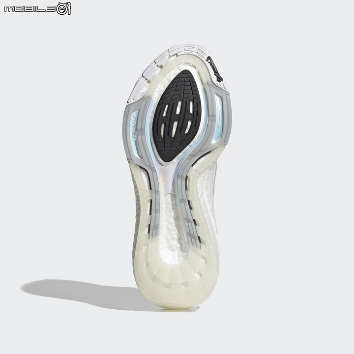 adidas全新旗艦跑鞋Ultraboost 21正式亮相 新一代中底支撐系統是最大亮點!