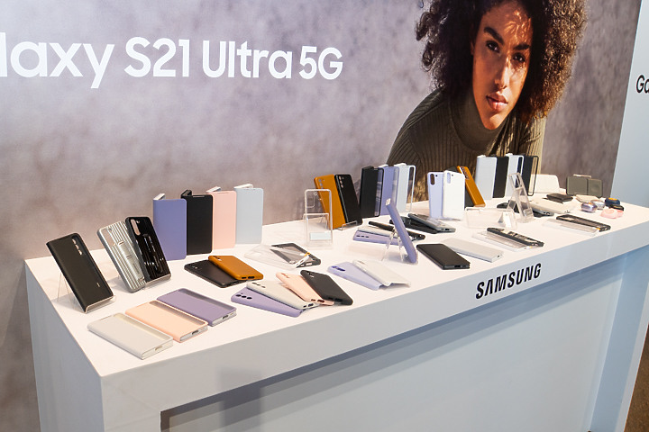 三星Galaxy S21系列即日起開始預購 定價也都降下來了