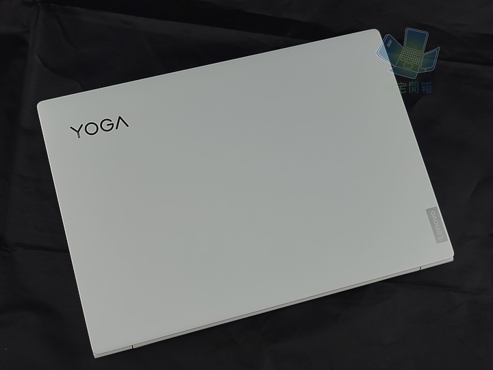 【小宅開箱】LENOVO 聯想 Yoga Slim 7i Carbon 甜甜的價格與效能，甜進你的心