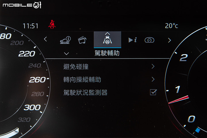 Jaguar 小改款 F-Type P300 R-Dynamic 試駕|美型依舊,2.0T動力表現恰到好處!