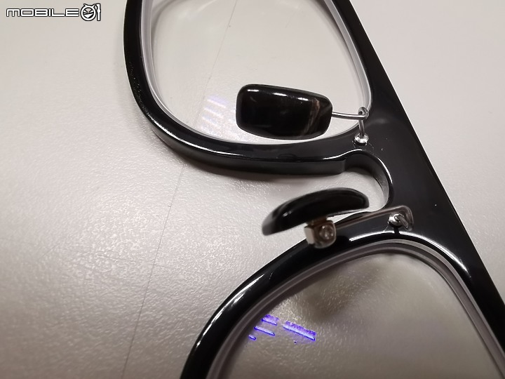 [開箱] 客製牛角鏡框與蔡司智銳3C鏡片