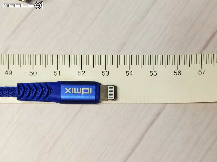 [文長圖多] iPhone充電器怎麼選？IDMIX PD快充充電套裝開箱，iPhone 12專屬配件