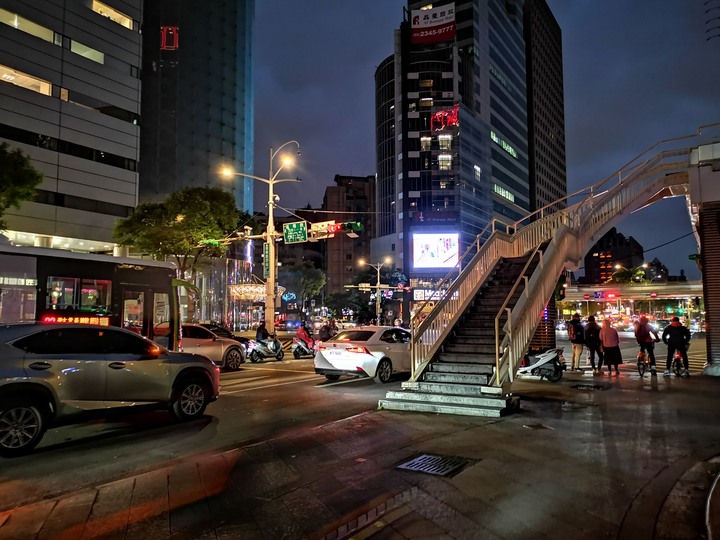 【活動體驗】實話版的輕鬆白爛心得！Panasonic 2021年電視新品體驗會