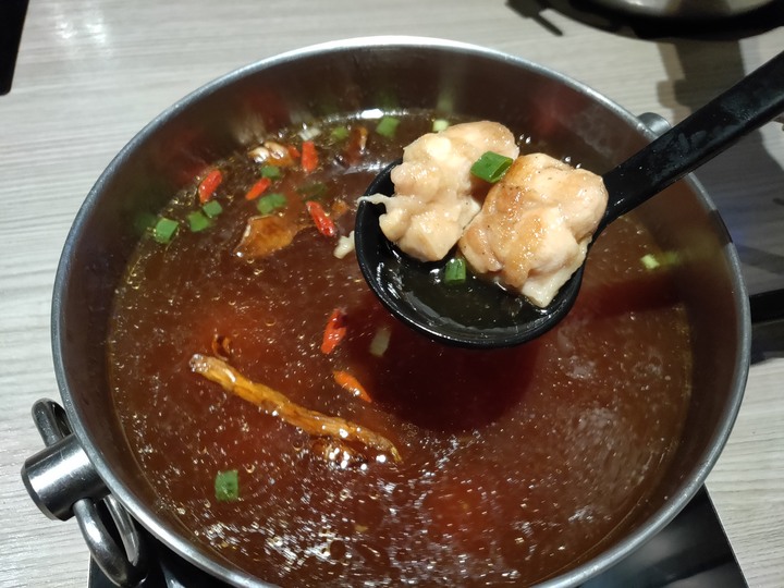 肉肉補給站 肉老大火鍋店