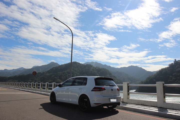 普利司通Potenza Adrenalin RE004實測 – 全天候性能通勤胎的新選擇