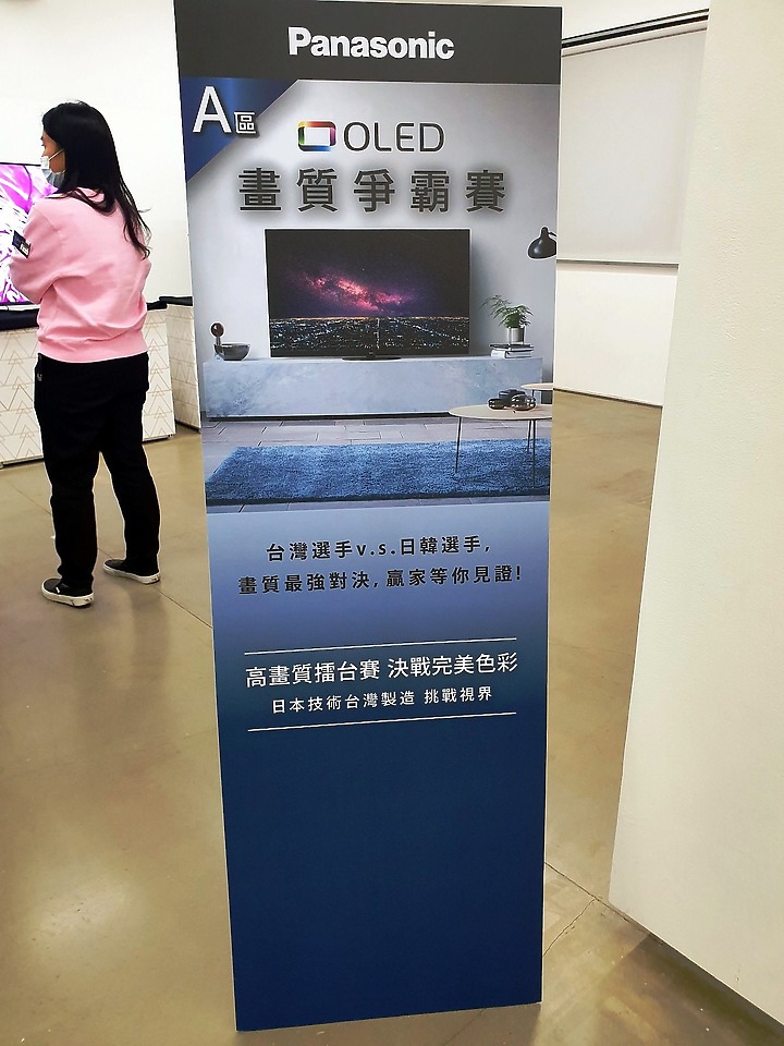小米手機版官網 2/16 12:00-2/23 23:59付款訂單暫停出貨,24號恢復出貨
