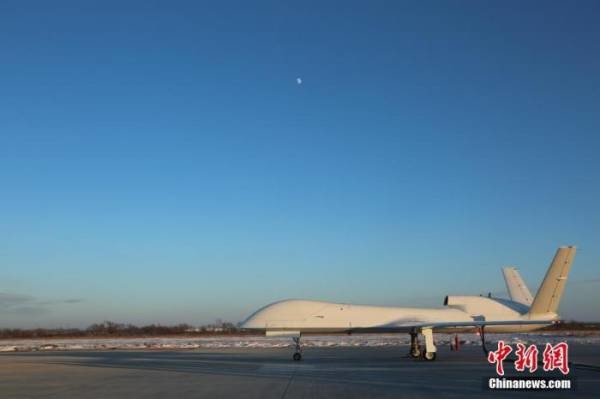 中国WJ-700无人机首飞成功,具备空对面精确打击作战能力