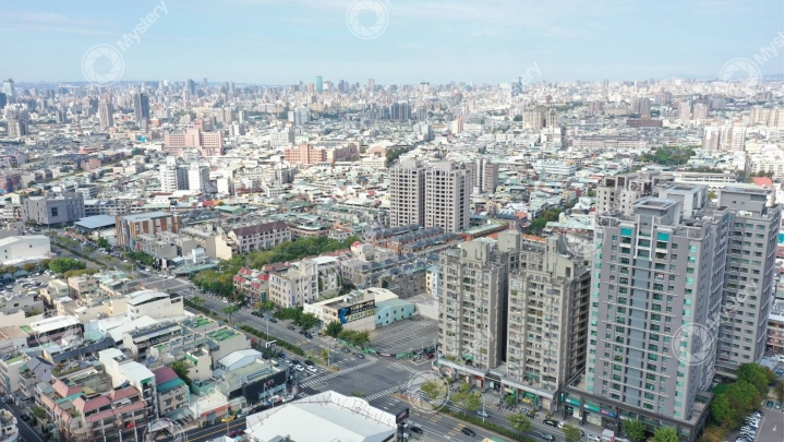 New 大里 金旺盛 *帝景* 超高大樓 戶戶邊間 雙面採光 市區機能學區便捷宅 潛銷討論