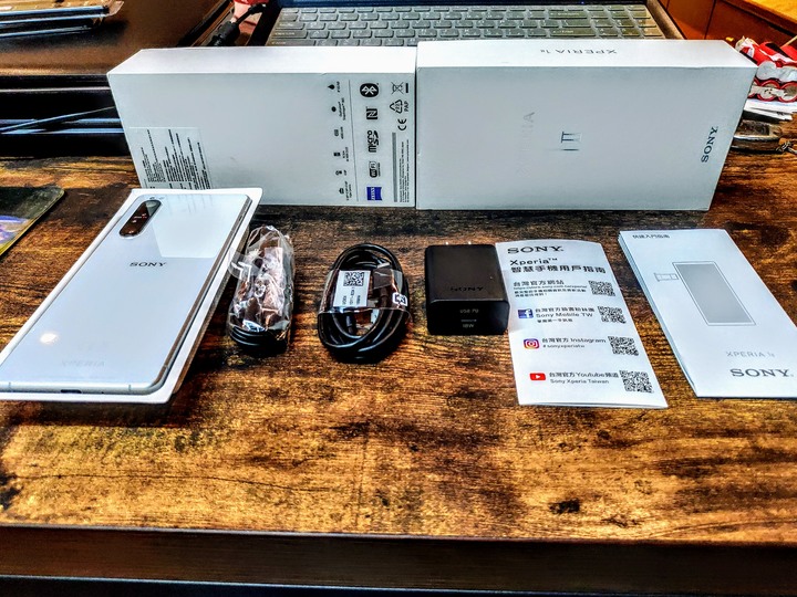點我看大圖 完美唾手可得 sony xperia 1ii頂尖效能遇上絕美機身,不專業開箱