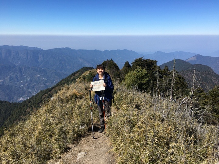 「坐車比爬山還累的百岳」-郡大山