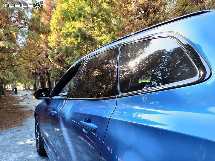純粹分享Volvo XC60 B5 R-Design