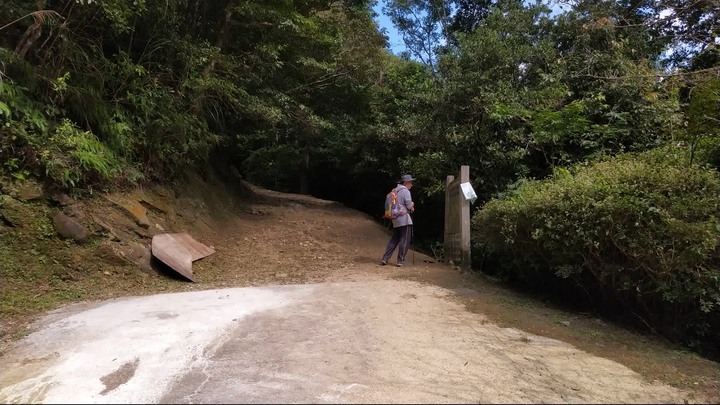 [樂山童盟] [台北文山] 二格山登山步道(南邦寮山-二格山)