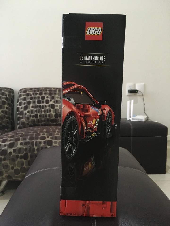 LEGO FERRARI 488 GTE 42125 開箱