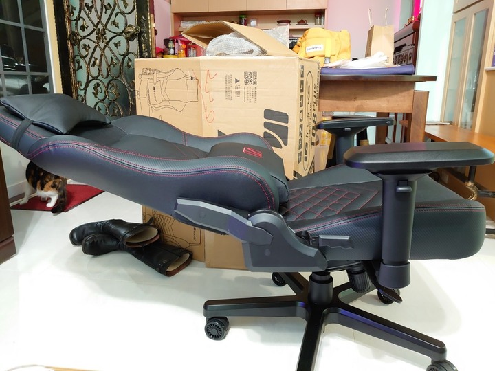 I-ROCKS T08 PLUS 電競椅開箱初體驗