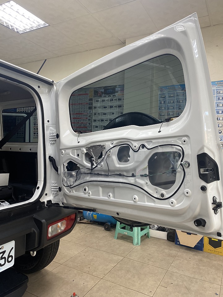 Jimny 配上sony ax5000 開箱