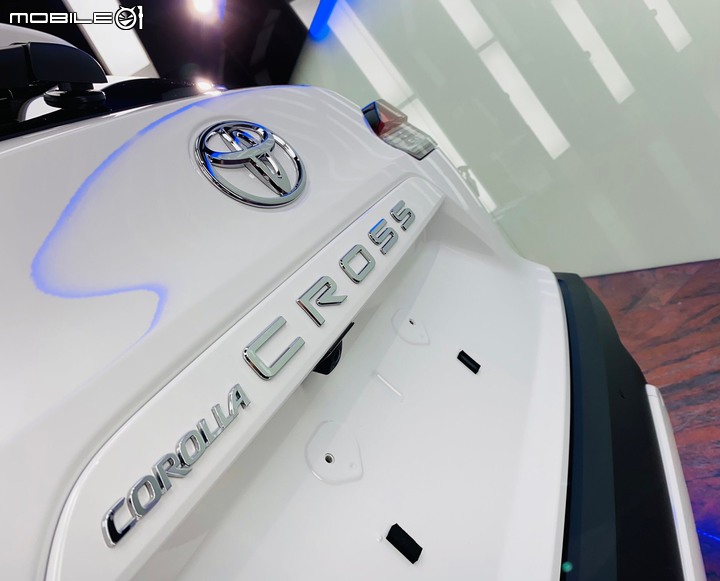 [鍍膜分享]-新車COROLLA CROSS 鍍膜新體驗