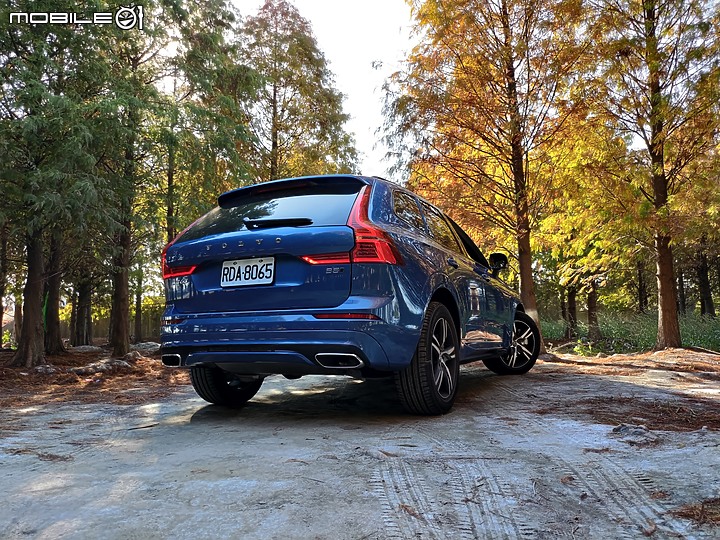 純粹分享Volvo XC60 B5 R-Design