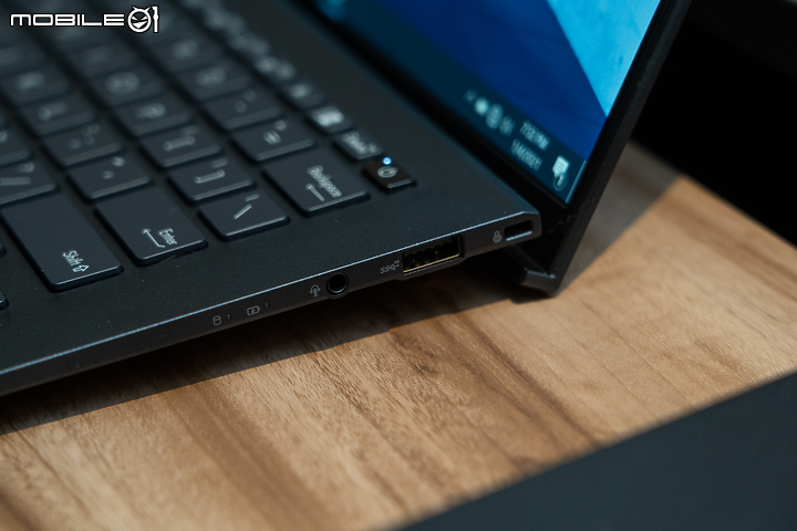 【CES2021】ASUS ZenBook Pro Duo 15 OLED 正式亮相！ 更具實用性的雙螢幕筆電！