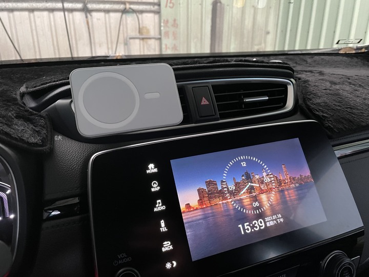 Belkin Car with MagSafe x iPhone 12手機車架，穩如泰山！