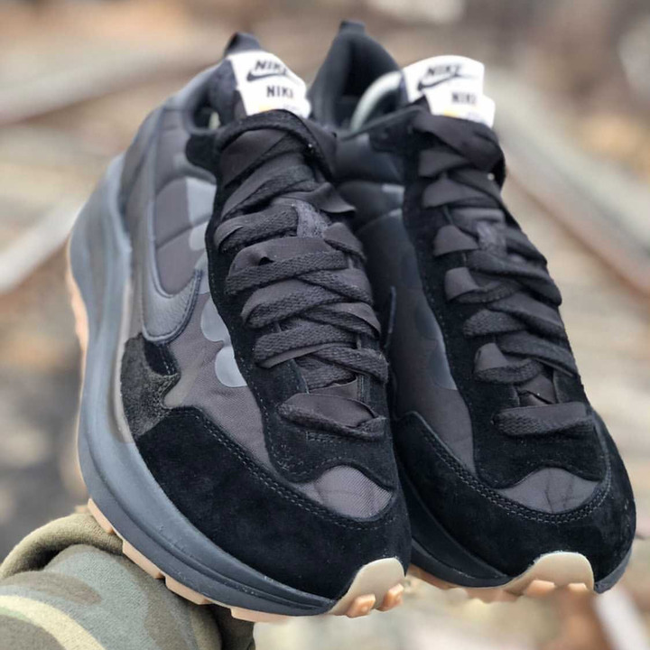【分享】全新 SACAI x NIKE VAPORWAFFLE 全黑配色曝光