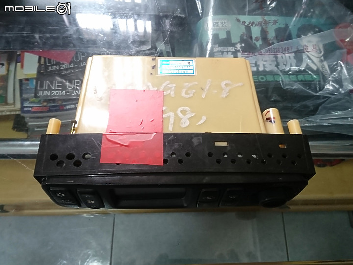 [簡單分享]99-00年Lancer Virage，恆溫面板燈泡更換