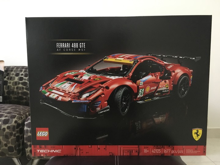 LEGO FERRARI 488 GTE 42125 開箱