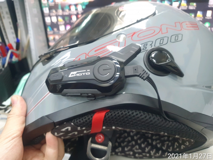 ASTONE GTB800及eMOTO E1藍芽耳機開箱