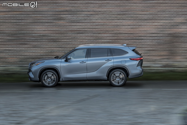【海外新訊】Toyota Highlander首度登陸歐洲市場,採2.5升Hybrid動力!