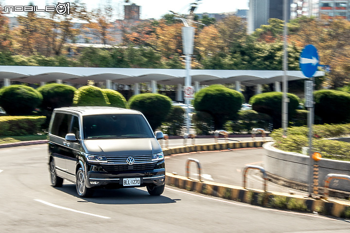 Volkswagen T6.1 Multivan 試駕|沿襲經典元素、全面進化的豪華商旅!