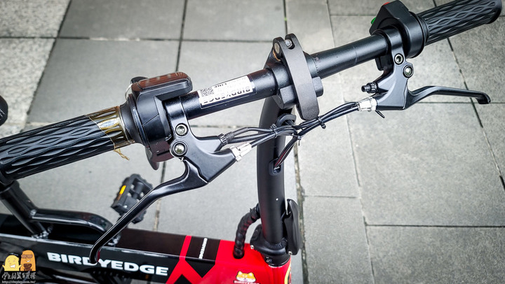 點我看大圖 BIRDYEDGE R3 PLUS|可折疊電動腳踏車,超方便攜帶跟收納!避震效果極佳,車速最高可達40KM