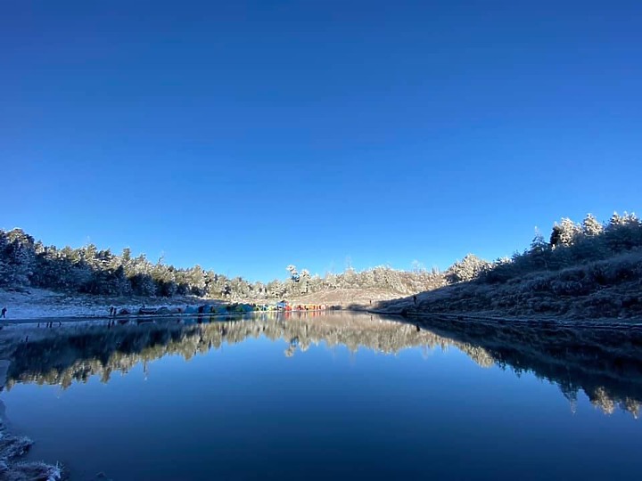 雪之加羅湖