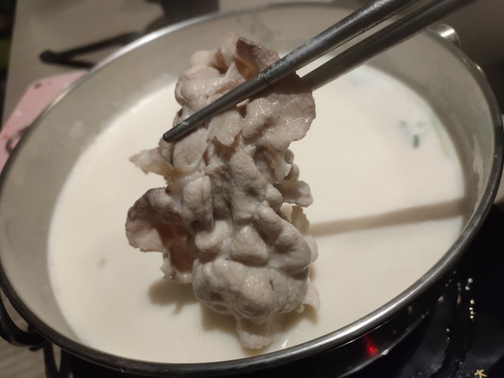 肉肉補給站 肉老大火鍋店
