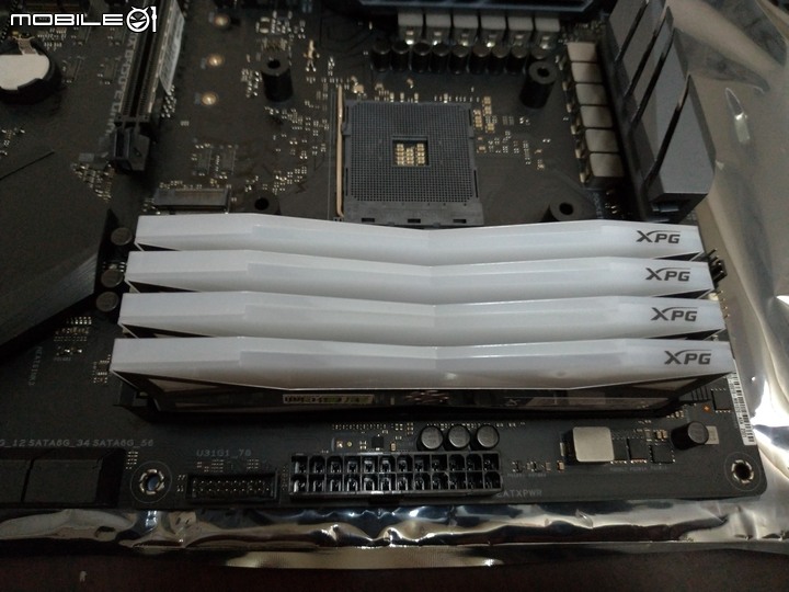 電競螢光棒 -XPG SPECTRIX D60G 簡單開箱