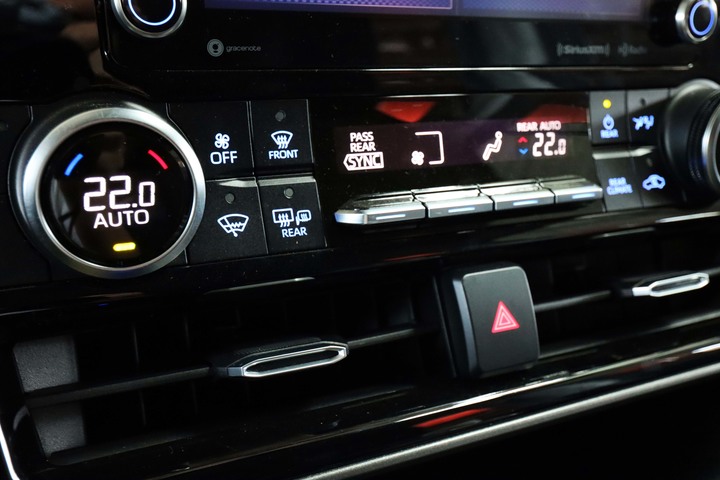 點我看大圖 【分享】即將交車的TOYOTA HIGHLANDER