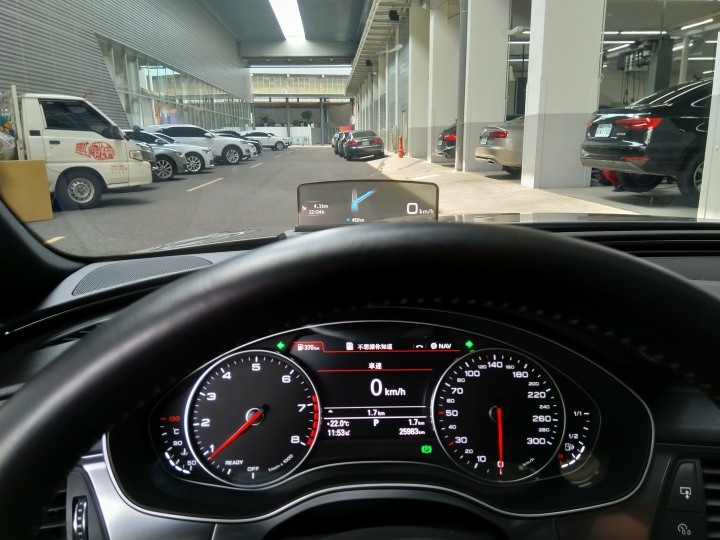 買車比安全?那路上開飛機就最穩拉