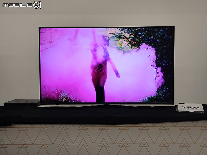 【 體驗分享 】Panasonic 射出三支神箭，終結你的4K電視選擇困難症！