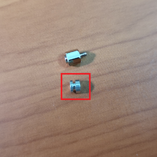M.2 SSD黑色貼紙？ 銅柱安裝問題